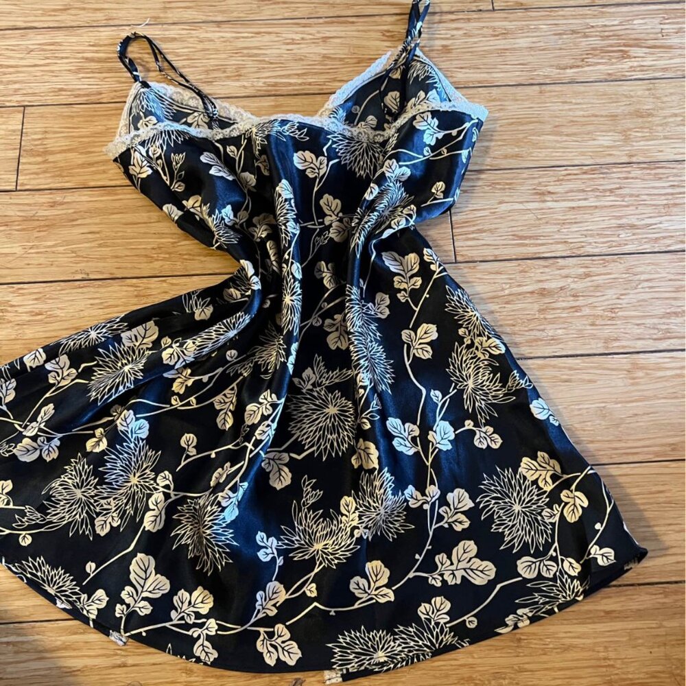 Victoria's Secret Babydoll Open Tie Front Cami Lingerie Top Size M Black Gold - Picture 2 of 4